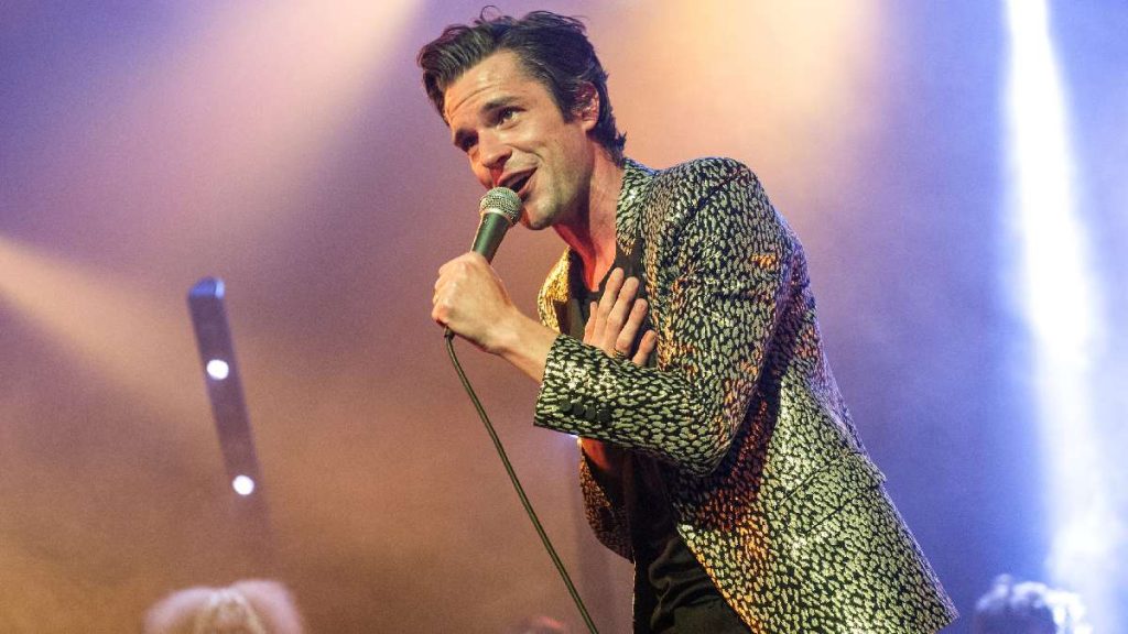 Brandon Flowers, vocalista de The Killers, cumple 41 años hoy — Radio