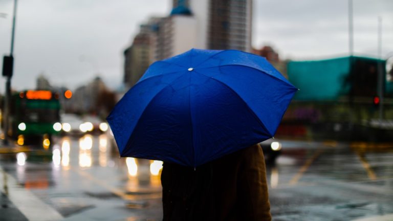 Lluvia En Santiago