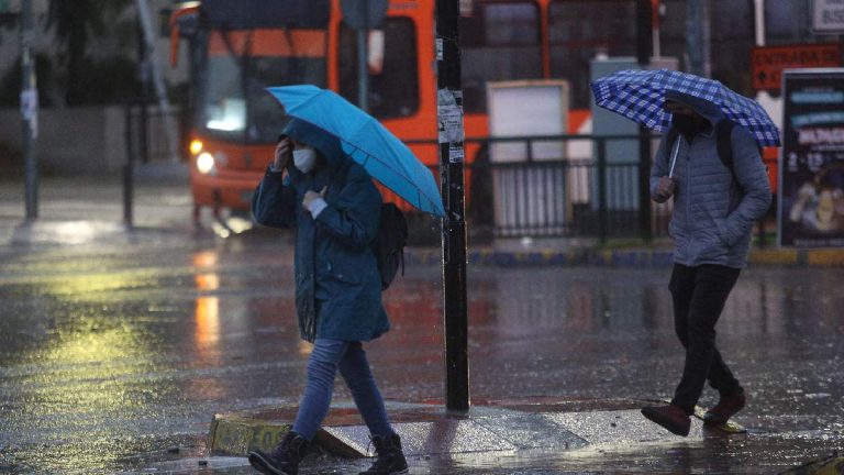 Lluvias En Santiago