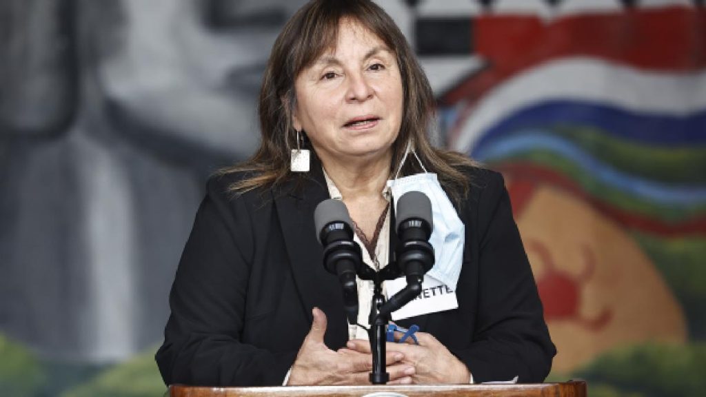 Jeanette Vega Renuncia