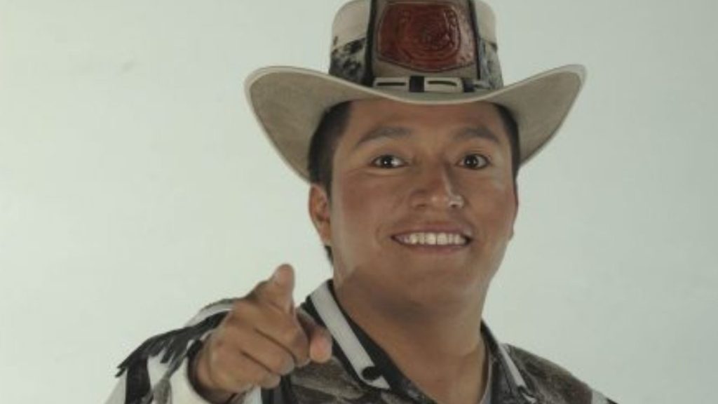 Cantante Delfín Quishphe