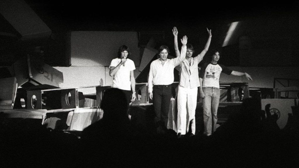 _Delicate Sound Of Thunder Celebration Tour_ Pink Floyd