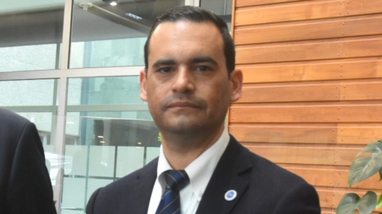 fiscal Roberto Garrido