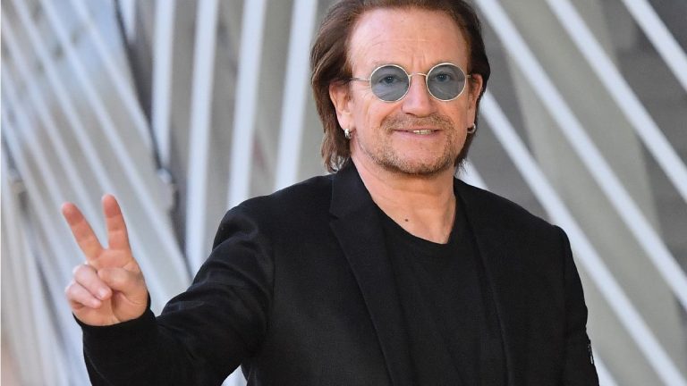Bono Amenazado U2