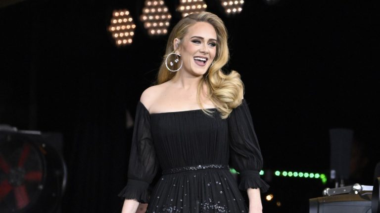 Adele Se Hace Viral Tras Desaparecer