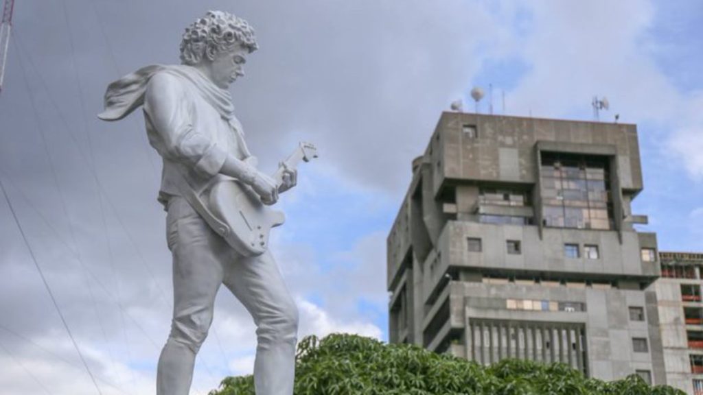 Gustavo Cerati Estatua
