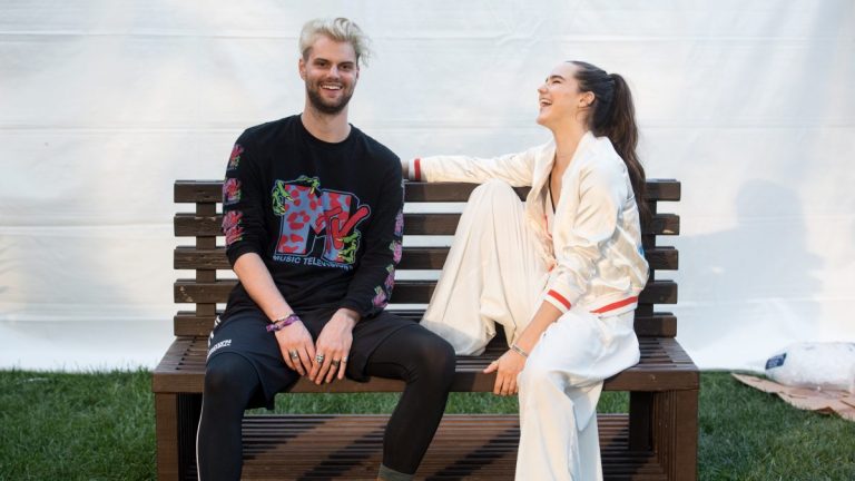 SOFI TUKKER Lanzan Nuevo Cover De Chasing Cars