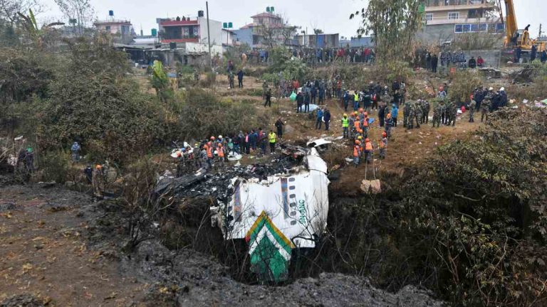Avion Se Estrella En Nepal Video