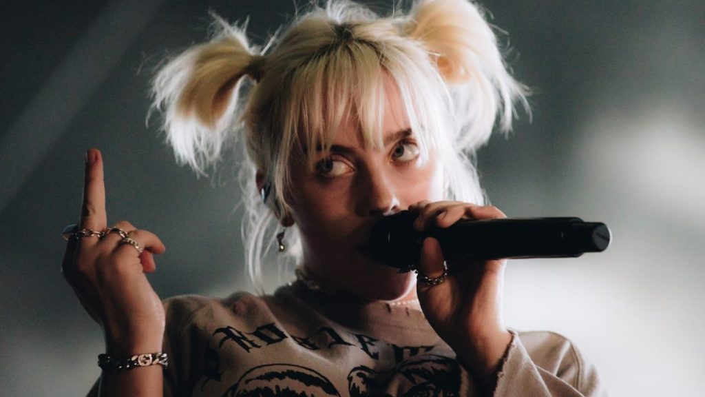 Billie Eilish Pide Orden De Restriccion Contra Fanatico