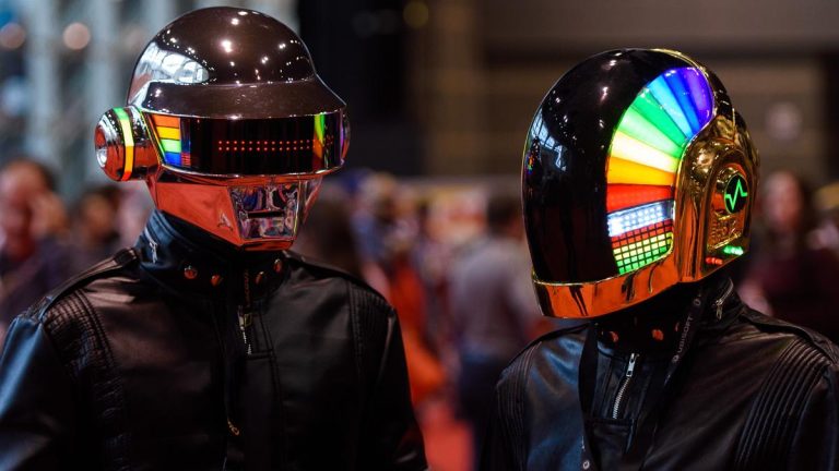 Daft Punk Compartio Extraño Video Sin Mascaras