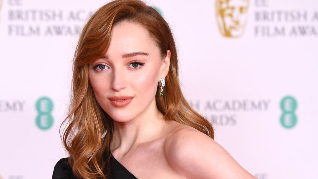 Phoebe Dynevor Revelo Su Futuro En Bridgerton Temporada 3