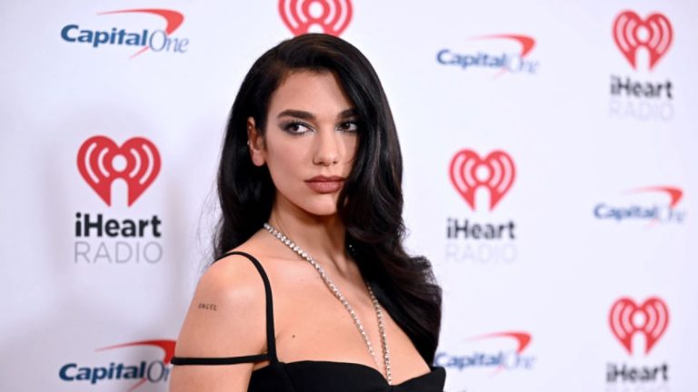 ¿Se Aproxima Colaboración?_ Dua Lipa Se Reúne Con Pedro Almodóvar En Madrid