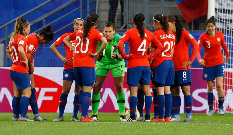 La Roja femenina se juega su ticket al mundial en el repechaje