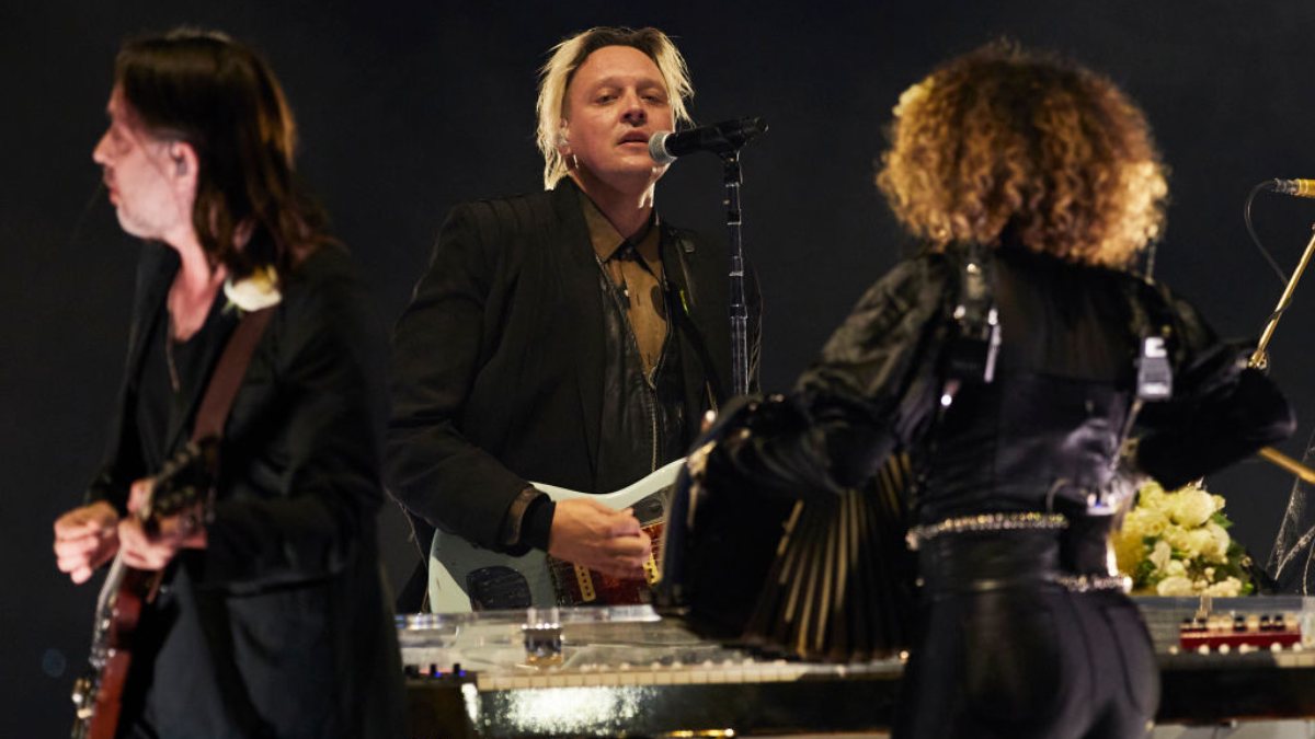 Premios Juno defiende nominación de Arcade Fire — Radio Concierto Chile