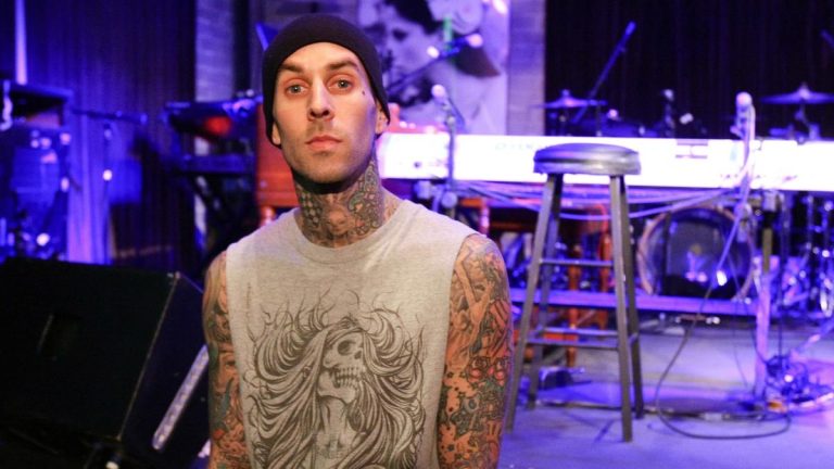 Travis Barker Se Opera En Medio De Rumores De Cancelación De Conciertos