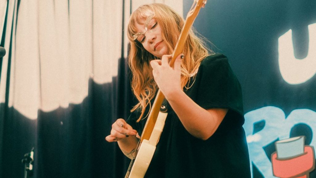 Chini.png Estrena Nueva Cancion A Dias De Su Presentacion En Lollapalooza