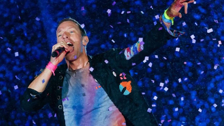 Coldplay Revela Cuantos Chilenos Devolvieron Sus Pulseras Tras Conciertos En El Estadio Nacional