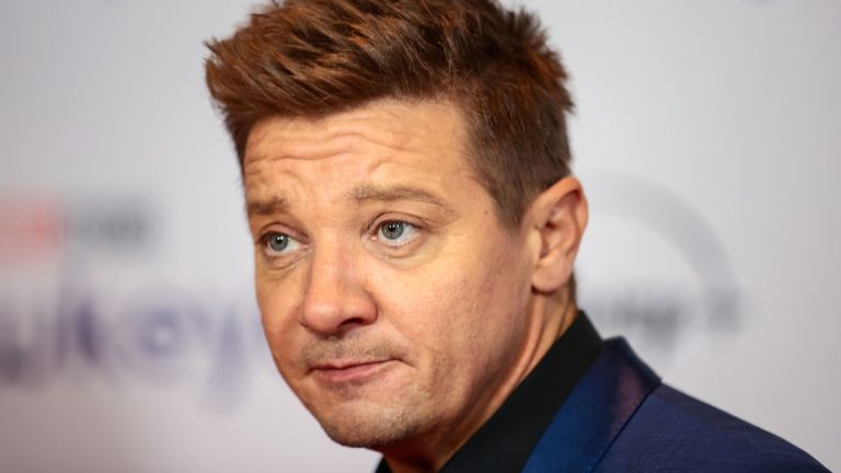 Jeremy Renner Se Quiebra En Entrevista Por Su Grave Accidente En La Nieve