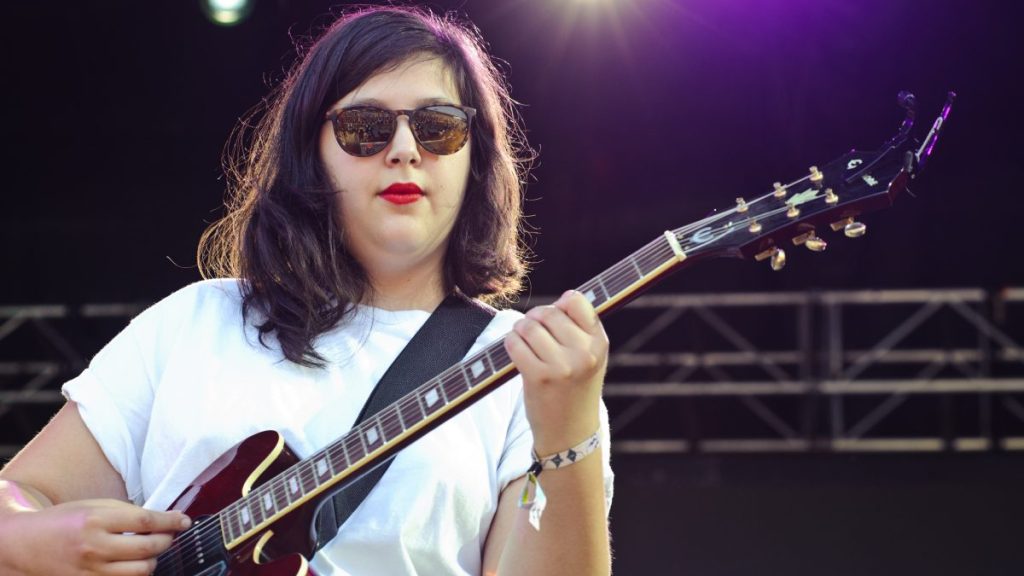 Lucy Dacus Lanza Especial Video Para Cinco Años De Historian