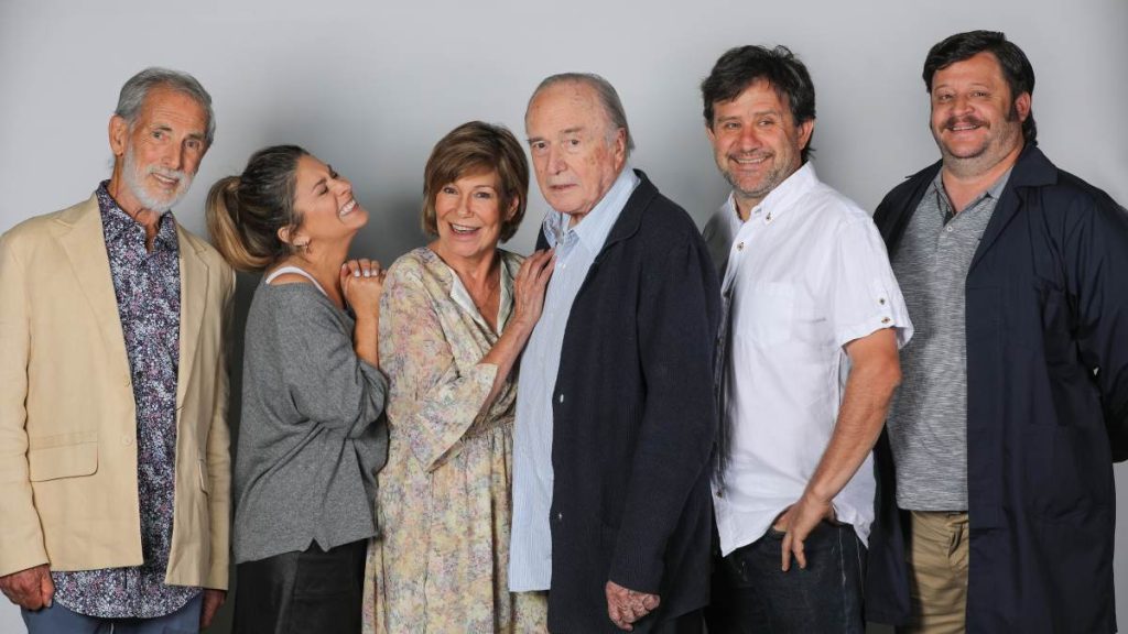 No Me Deje Hablando Solo Llega Al Teatro Municipal De Las Condes