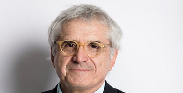 Eugenio Tironi: "Los gobiernos se miden por su capacidad para encarar situaciones"