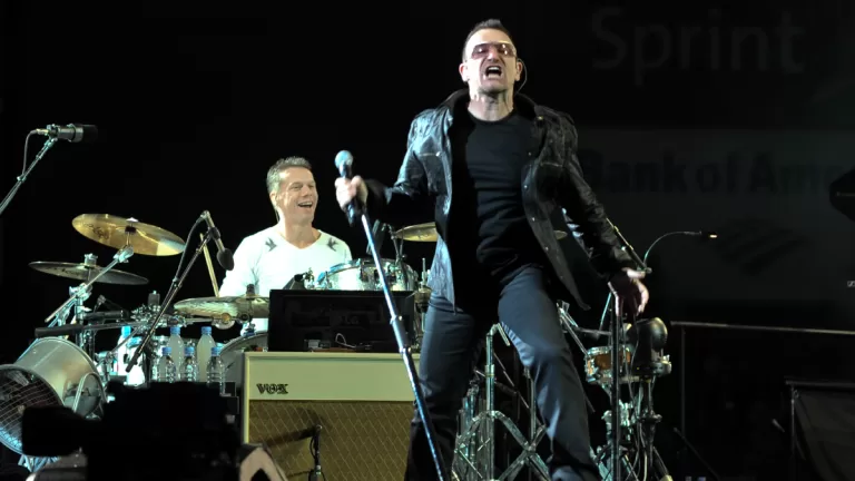U2 Regresa A Los Escenarios