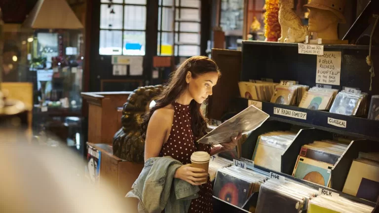 La Feria De Vinilos Nocturna Que No Puedes Perderte