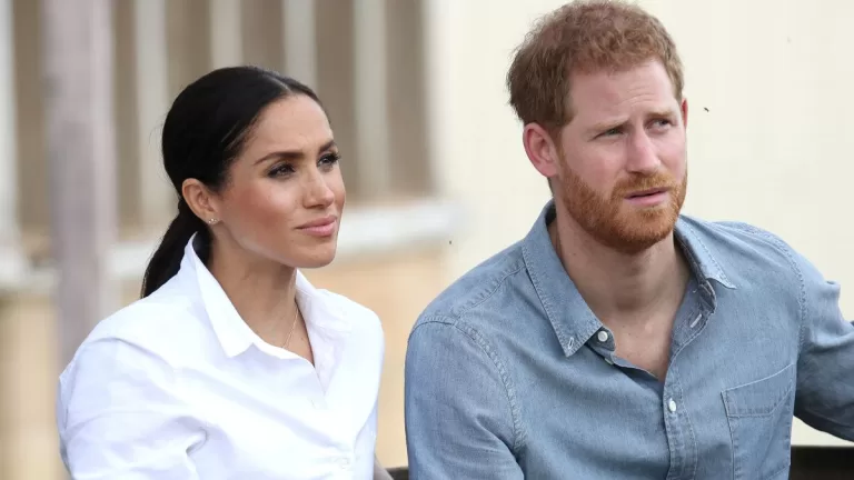 Meghan Y El Principe Harry Son Perseguidos En Nueva York