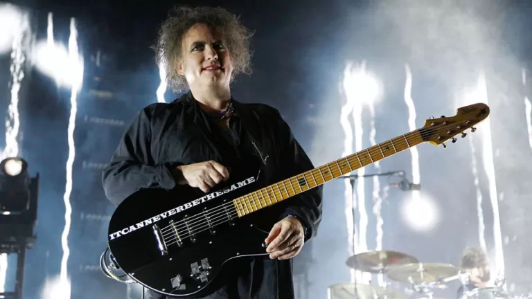 Robert Smith