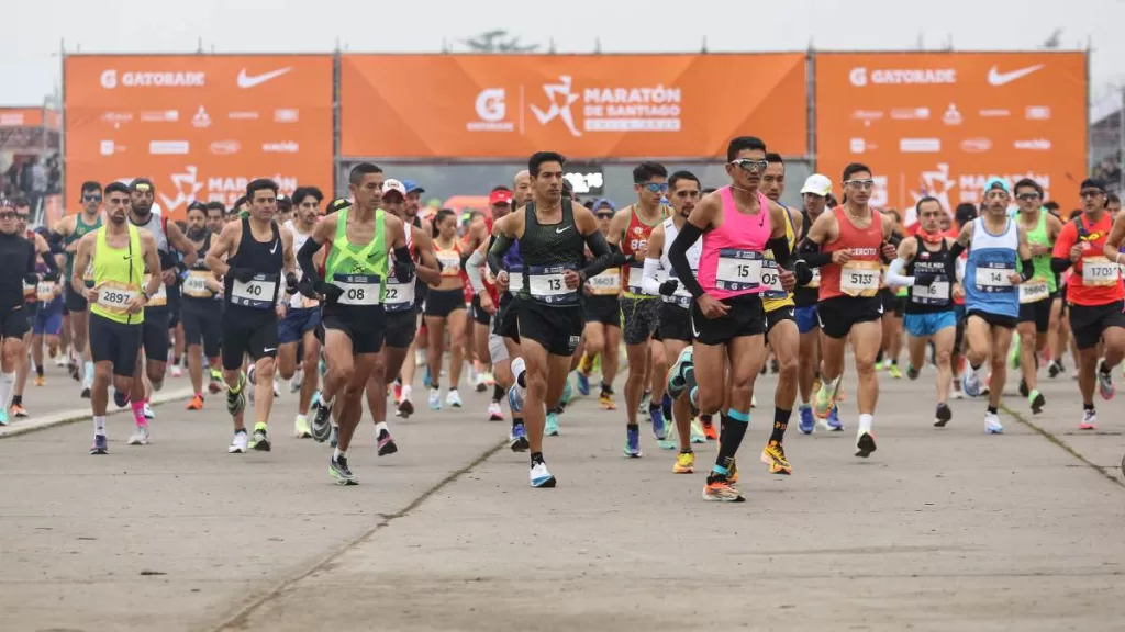 participación femenina, mismo recorrido, corredores keniatas, maratón 2023, 10k, 21k, 42k,