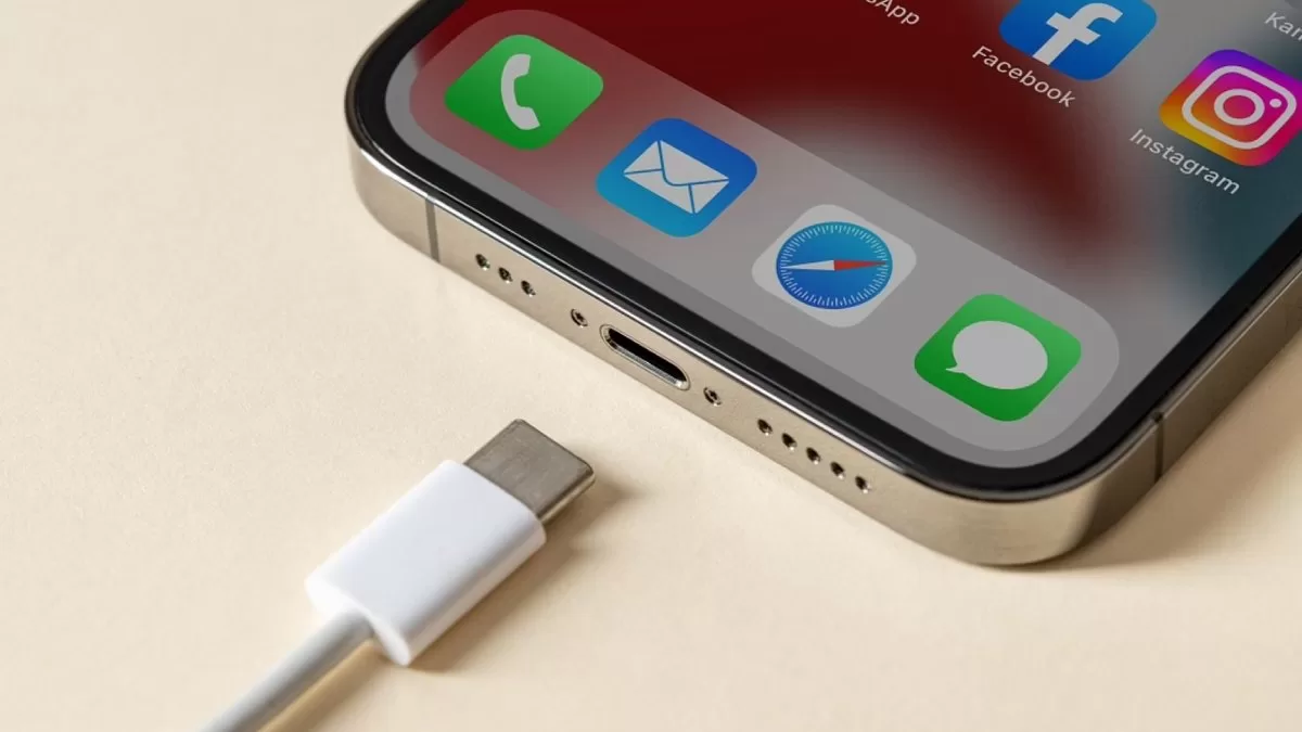 IPhone 15 USB C