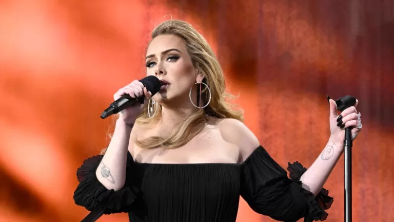 Adele Amenaza A Quienes Le Lancen Cosas