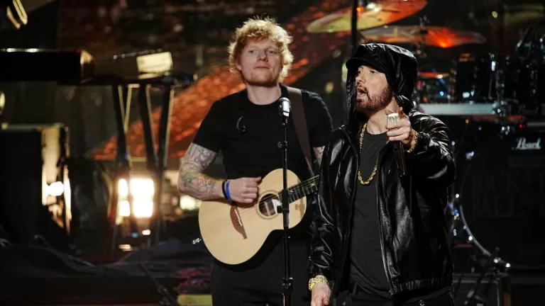 Ed Sheeran Se Une A Eminem En El Escenario