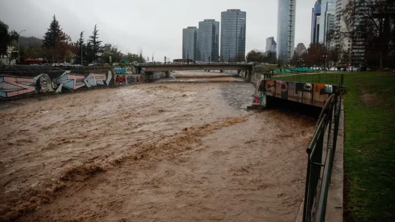 Aguas Andinas Activó Alerta Temprana Preventiva Por Turbiedad De Ríos Maipo Y Mapocho