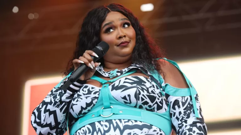 Exbailarinas De Lizzo Demandan A Lizzo Por Acoso Sexual