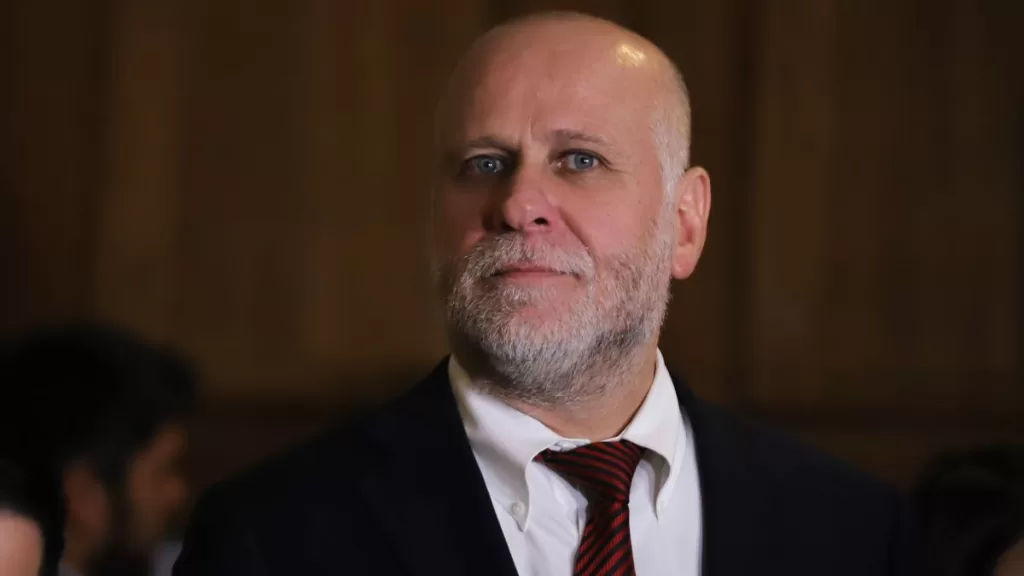 Ministro Álvaro Elizalde Califica De Improcedente Proyecto De Resolución Que Pide La Renuncia Del Ministro Jackson Quien Determina El Gabinete Es El Presidente De la República