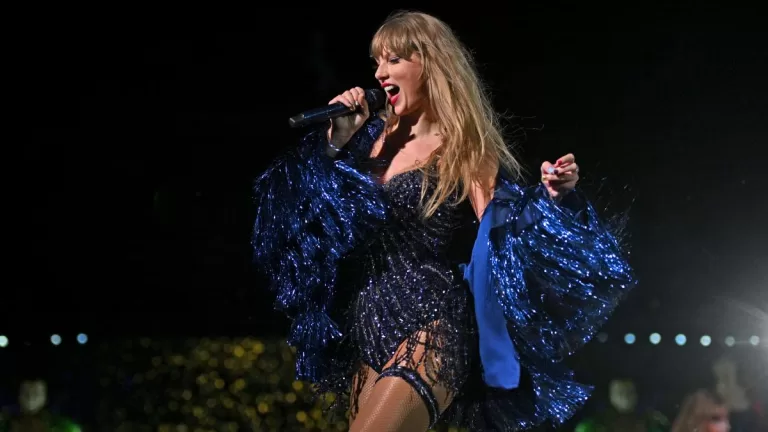 Taylor Swift Lanzara Una Pelicula De The Eras Tour Se Podra Ver En Chile
