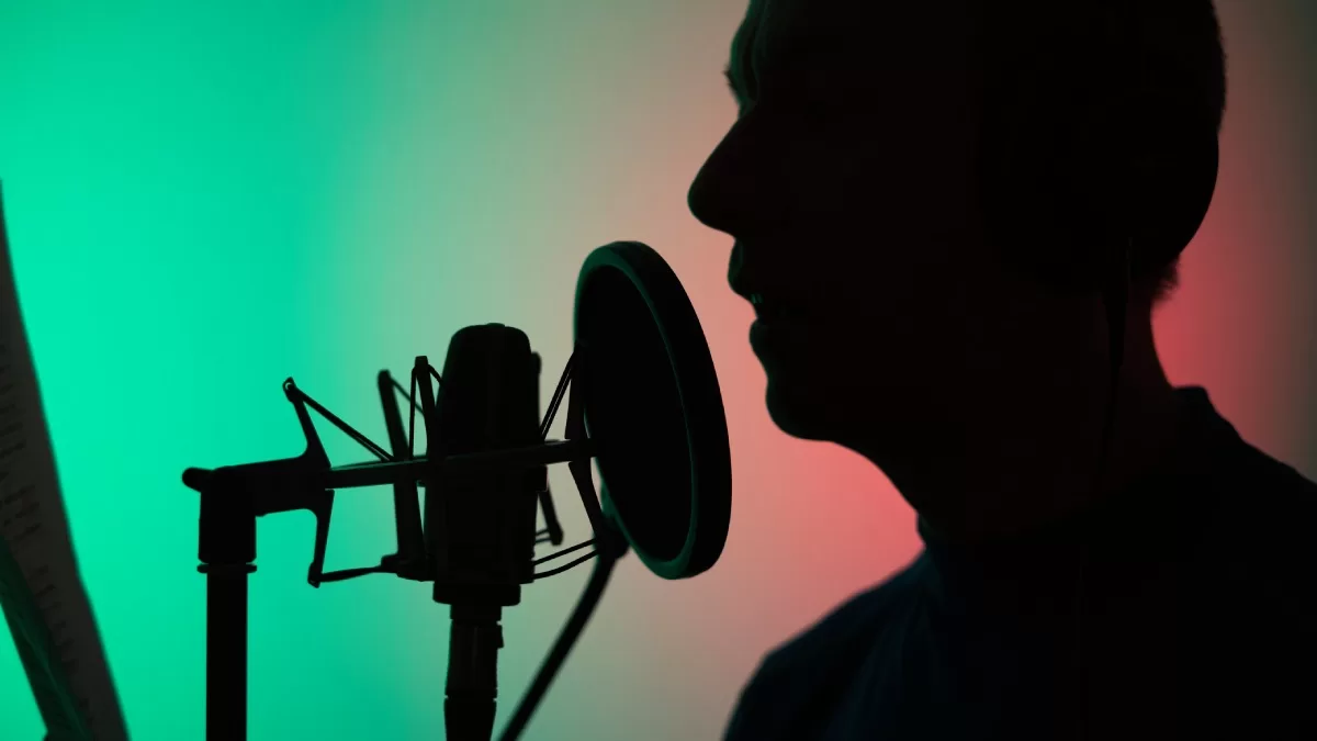 Estudio analizó a 50 Este es el actor con la voz perfecta, según la