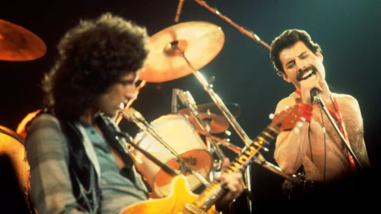 Brian May Freddie Mercury