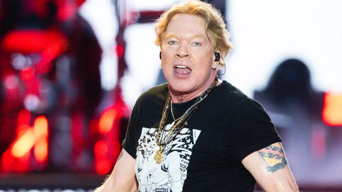 El sorprende cambio de look de Axl Rose se ve mejor que nunca — Radio