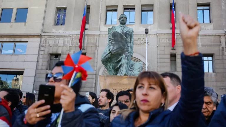 Golpe De Estado Presidente Boric Salvador Allende