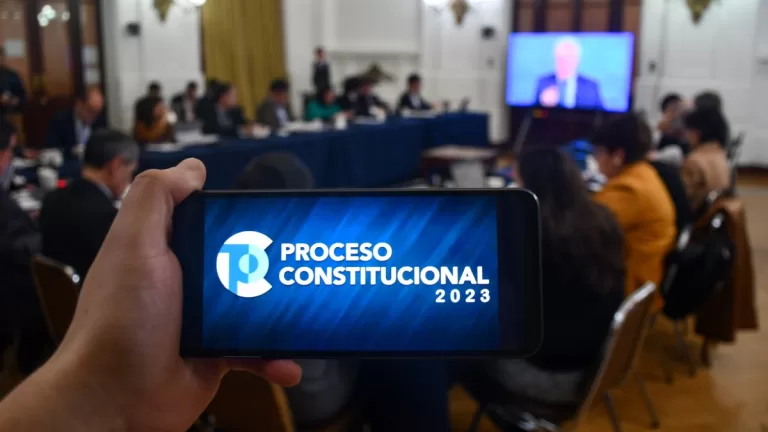 Enmienda Proceso Constitucional Pago De Contribuciones