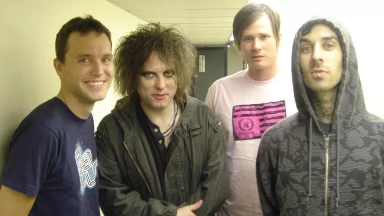 Blink 182, Robert Smith, The Cure