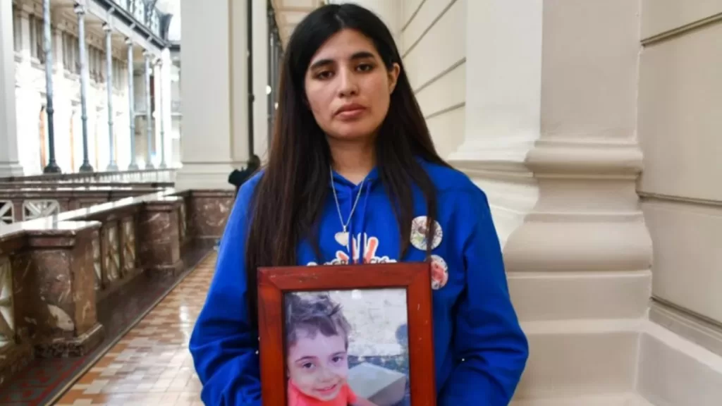 Madre De Tomas Bravo