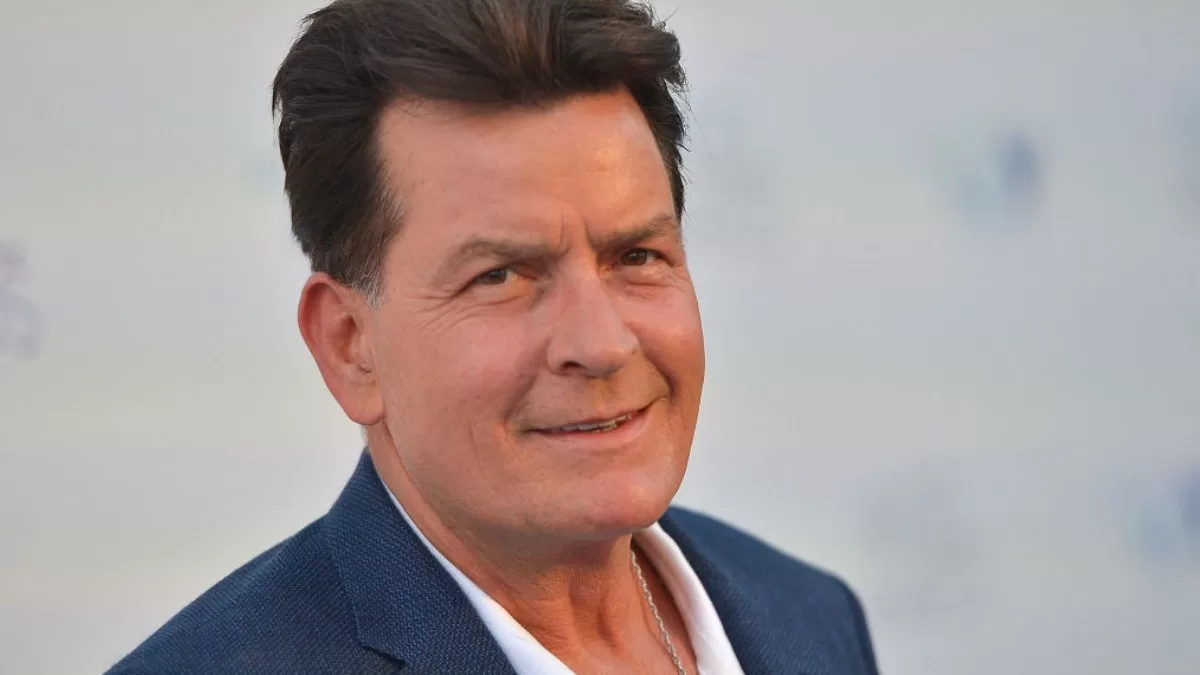 Charlie Sheen busca resurgir ¿Un nuevo comienzo en 2024? — Radio