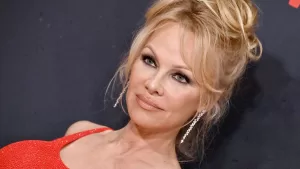 Pamela Anderson Y Su Cambio De Look