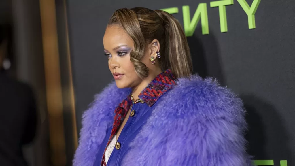 Nueva Musica De Rihanna Y Tour