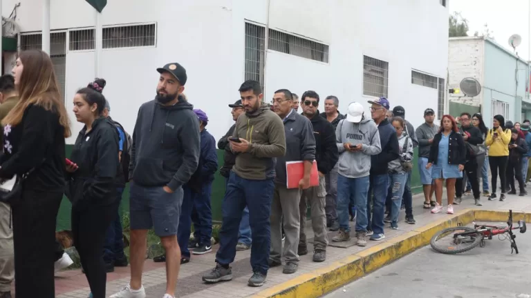 Reportan Extensas Filas Para Excusarse De No Votar