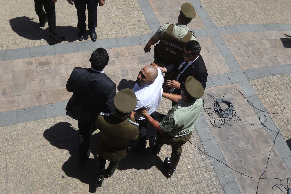 Hombre En La Moneda 2