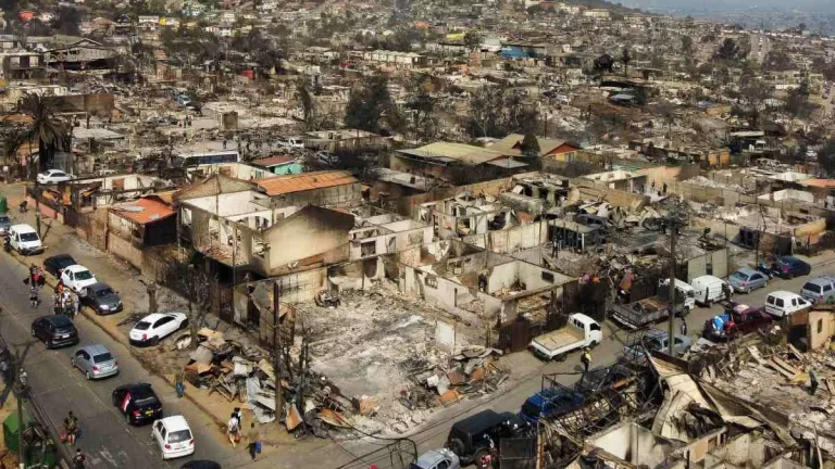 Desafio Levantemos Chile Lidera Campaña Para Recaudar Dinero Para Familias Afectadas Por Incendio
